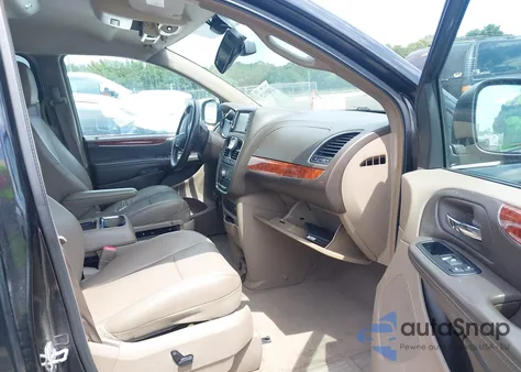 2012 Chrysler Town & Country Touring-L z USA, uszkodzony, nr VIN 2C4RC1CG5CR287603